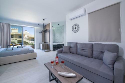 Hotel Xsuites