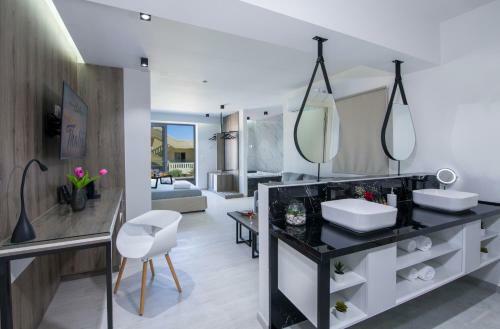 Hotel Xsuites