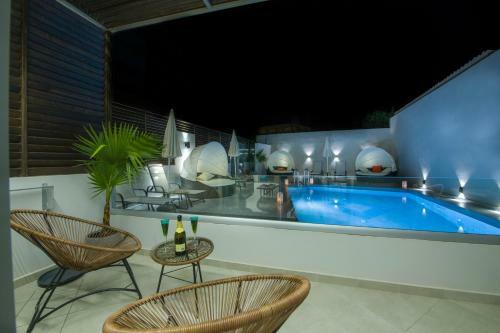 Hotel Xsuites