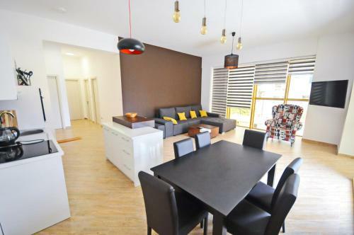 Orange Lux Apartments