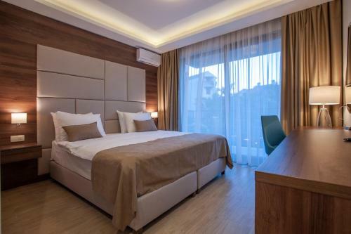 Hotel Twelve By Aycon