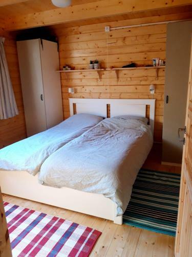 Nieuwe Tiny Lodges En Chalets Op Chaletpark Kempenbos