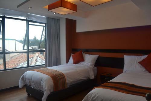 Capac Hotel