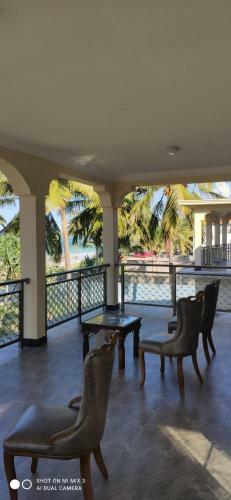 Bed & Breakfast Pwani Beach Hotel & Apartments