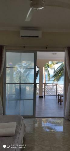 Bed & Breakfast Pwani Beach Hotel & Apartments