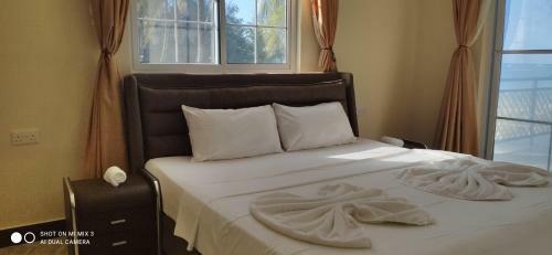 Bed & Breakfast Pwani Beach Hotel & Apartments