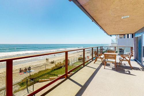 2489 Ocean Street Main