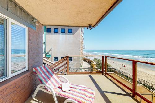 2489 Ocean Street Main