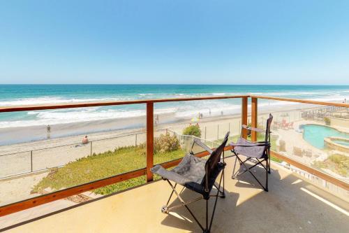 2489 Ocean Street Main