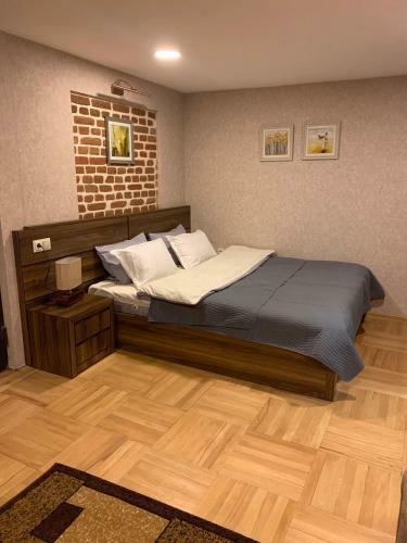 Cozy Loft Style Apartment