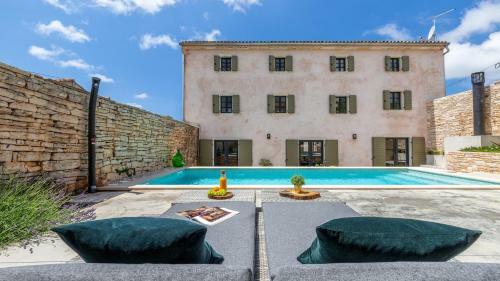 Villa Elena