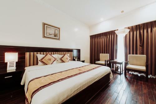 White Palace Thai Binh Hotel