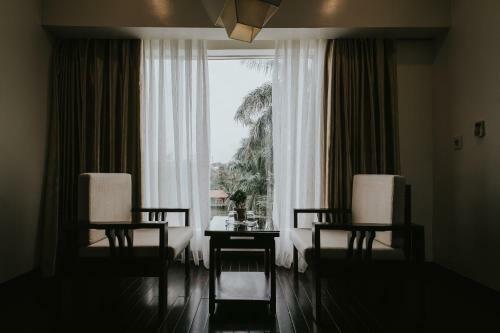 White Palace Thai Binh Hotel