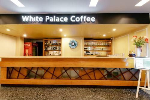 White Palace Thai Binh Hotel