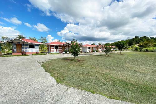 Hotel Oyo 90284 Kampung Stay Kilimu