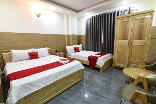 Hotel Reddoorz Phan Anh Street