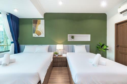 Cozrum Smart - First Target Hotel