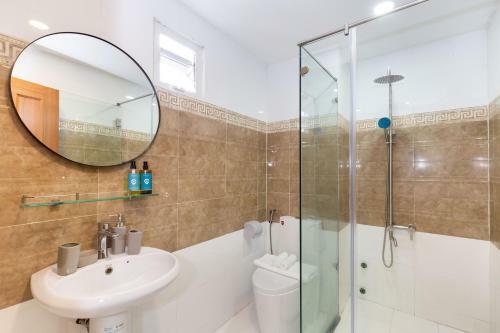 Cozrum Smart - First Target Hotel