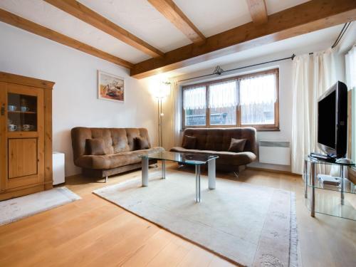 Beautiful Apartment In Kitzbuhel With A Garden