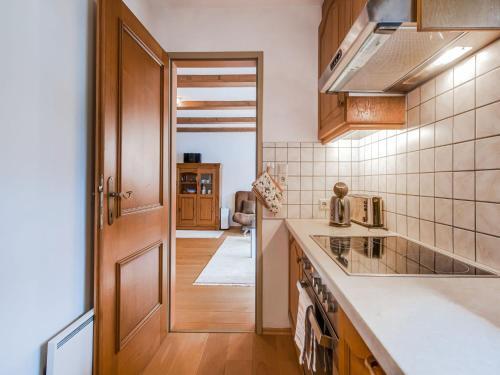 Beautiful Apartment In Kitzbuhel With A Garden