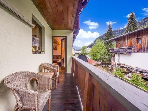 Beautiful Apartment In Kitzbuhel With A Garden