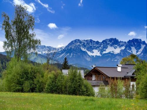 Beautiful Apartment In Kitzbuhel With A Garden