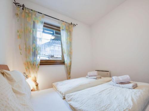 Beautiful Apartment In Kitzbuhel With A Garden