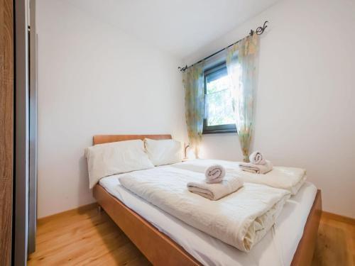 Beautiful Apartment In Kitzbuhel With A Garden