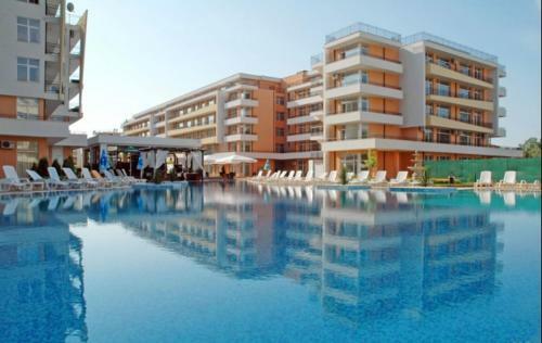 Kamelia Grand Apartments