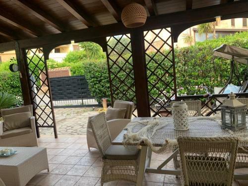 Villa Fronte Piscina Al Mareluna Village