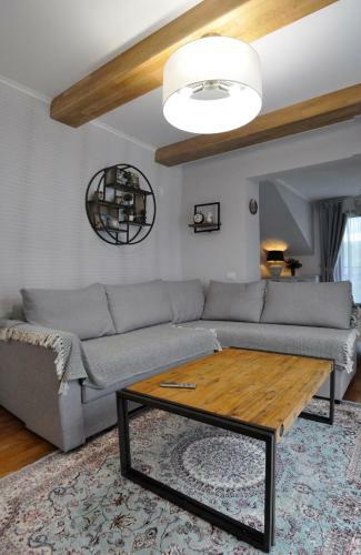 Villa Black Valley House