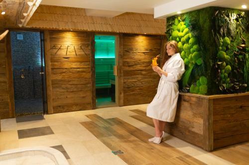 Hunguest Hotel Feny�