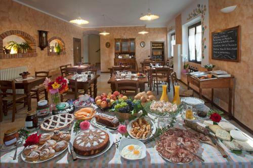 Hostal Ada Nada Agriturismo