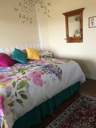 Golden Pathways Retreat B&B