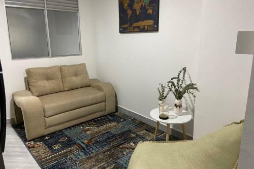 Hermoso Apartaestudio En Sabaneta.
