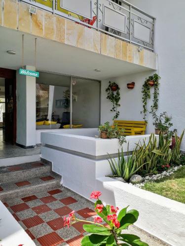 Bona Vida Hostel La Quinta II