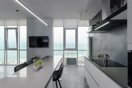 Sea And Sky Apartment