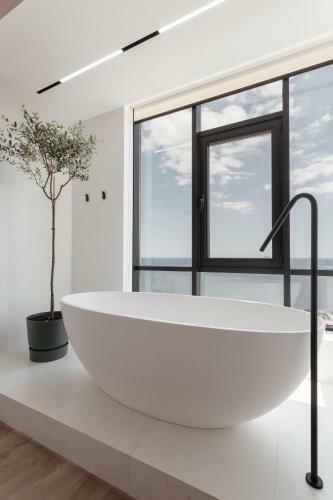 Sea And Sky Apartment