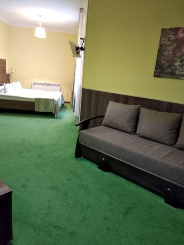 12 Months Mini Hotel
