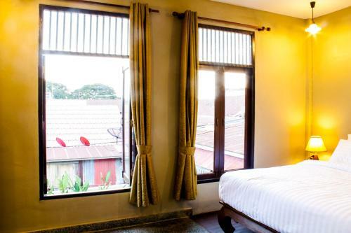 Hotel The Bank River House Ayutthaya