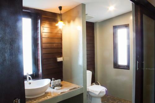 Hotel The Bank River House Ayutthaya