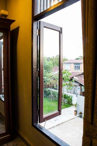 Hotel The Bank River House Ayutthaya