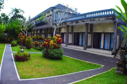 Hostal Purnama Hotel