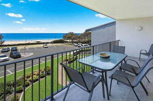 Illawong Apartments