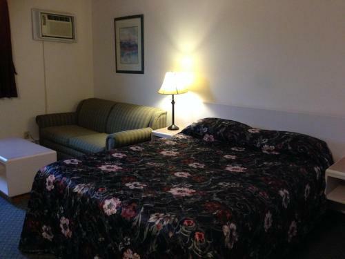 Plains Motor Inn