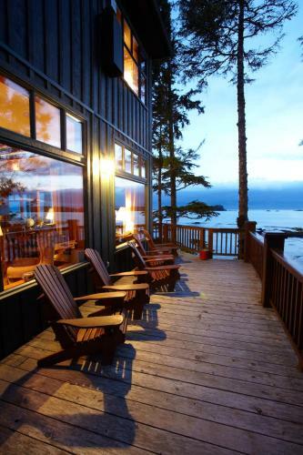 Middle Beach Lodge