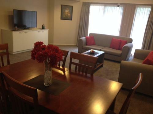 Peninsula Nelson Bay Motel And Serviced Apartments