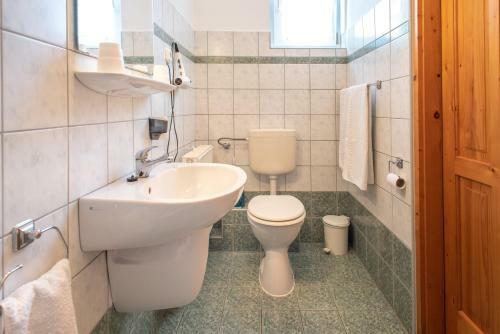 Hostal Andrea Wellness Panzi�