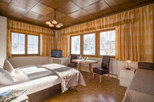 Hostal G�stehaus Schneeberger