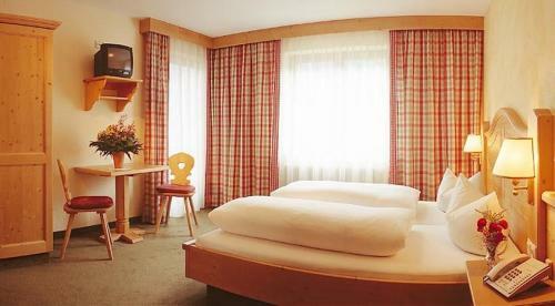 Hotel Pension Almrausch